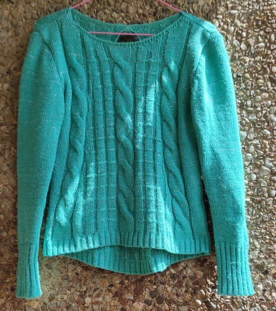 Parlak iplikle dokunmuş kışlık kazak