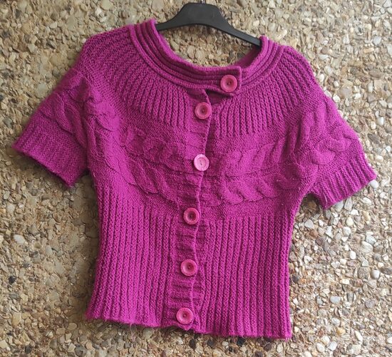 Kısa kollu düğmeli yelek